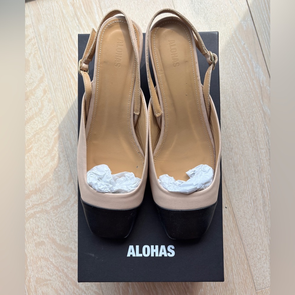 ALOHAS Beige and Black Two-Tone Slingback Kitten Heels Size 9 US / 40 EU - Picture 2 of 5